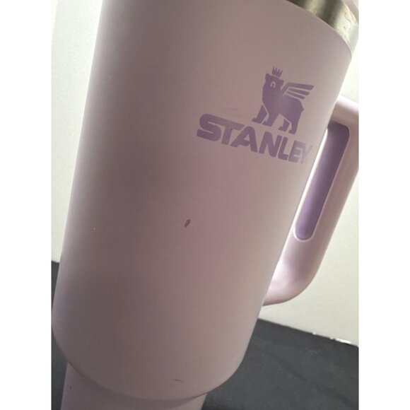 Stanley 40 Oz Quencher H2.0 Flowstate Lavender Tumbler With Handle & Straw - Picture 3 of 11
